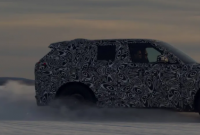 2024 Range Rover Sport SV 准备好奔跑 轰鸣和漂移