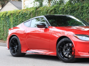 据传 2024 年 Nissan Z Nismo 起售价为 66,085 美元