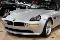完美 9000 英里 2001 BMW Z8 成为今天 BaT 拍卖的亮点