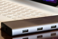 Ugreen Revodok 10 合 1 USB-C 集线器评测