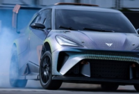 Cupra 将虚拟现实技术引入赛车运动
