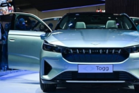 推出采用 Pininfarina 设计的土耳其电动快背车
