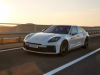 2025 款保时捷 Panamera 4、4S E-Hybrid：动力与效率