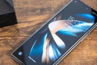 三星 Galaxy Z Fold 4 超值特惠 530 美元