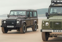 想要一辆配备全新 V-8 发动机的旧款 Defender 吗